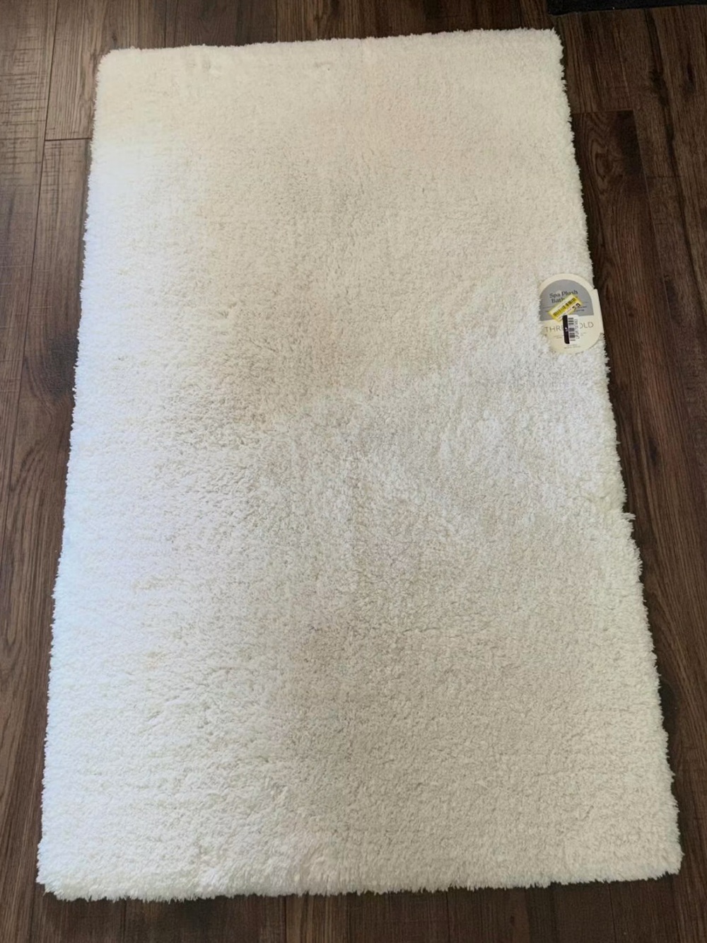 24"×40" Spa Plush Bath Rug White - Threshold new